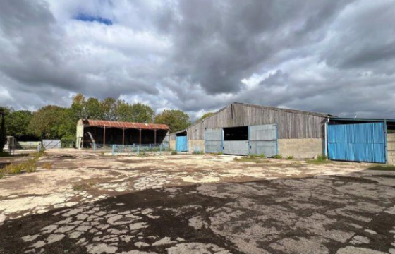 Redevelopment Opportunity in Marsworth photo